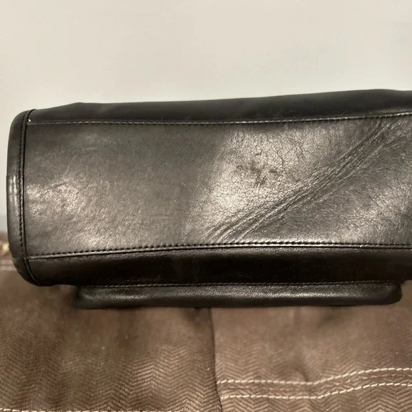 Coach
RANGER FLAP SMOOTH LEATHER CROSSBODY - Picture 5 of 5